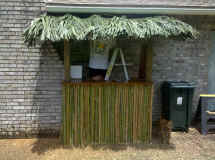 Tiki Bar.jpg (1372401 bytes)